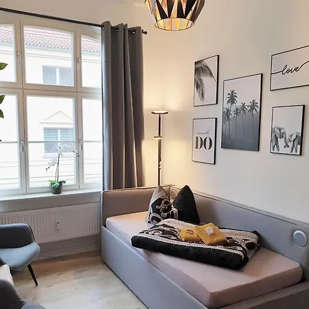 Hogulu - Klein Und Fein In Der Altstadt, 10