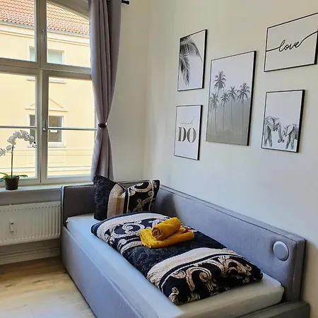 Hogulu - Klein Und Fein In Der Altstadt, 10 *