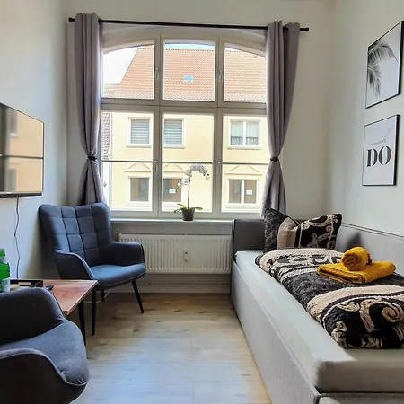 Hogulu - Haus 1, 10 * Brandenburg (Brandenburg an der Havel)