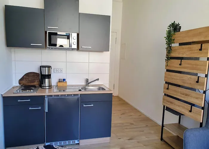 Hogulu - Klein Und Fein In Der Altstadt, 10 * Brandenburg (Brandenburg an der Havel)