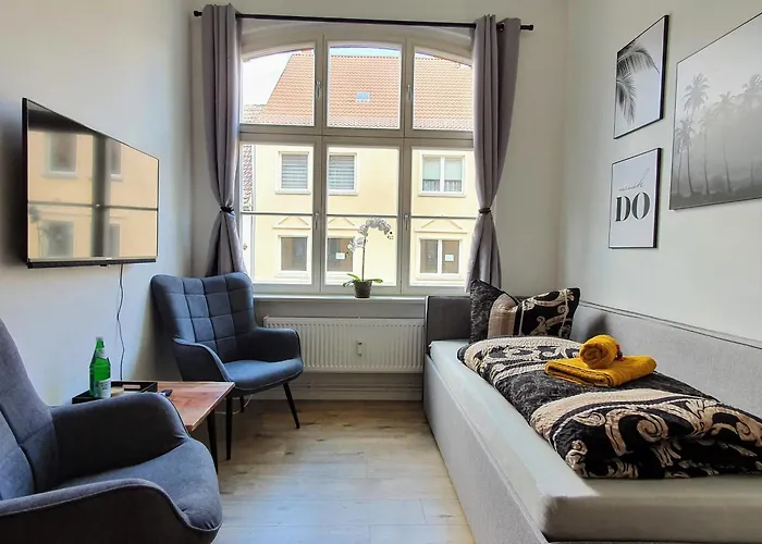 Hogulu - Klein Und Fein In Der Altstadt, 10 * Brandenburg (Brandenburg an der Havel)